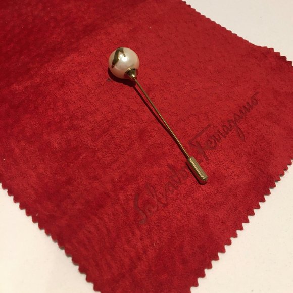 Authentic Salvatore Ferragamo brooches - Picture 6 of 10